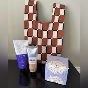 NWT Korean Skin Care Bundle with Knit Tote Bag